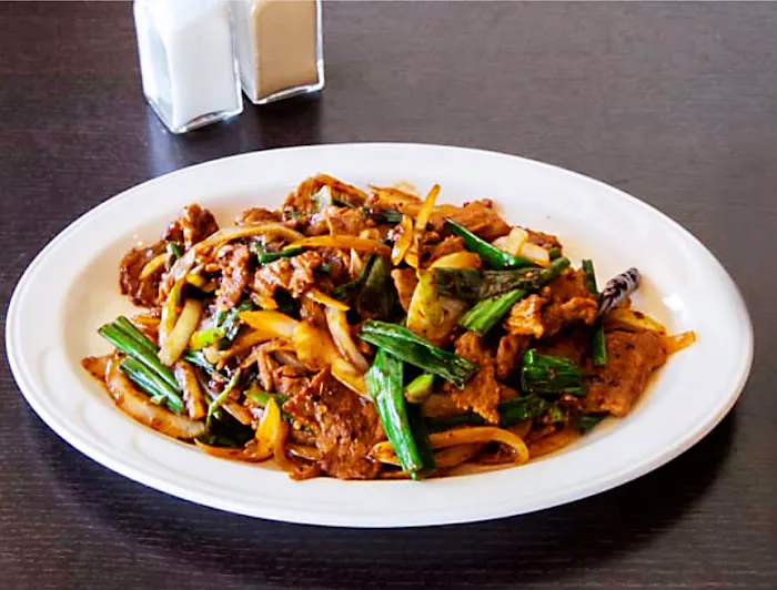 Moon China Bistro 8