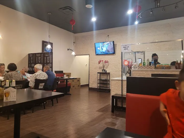 Moon China Bistro 4