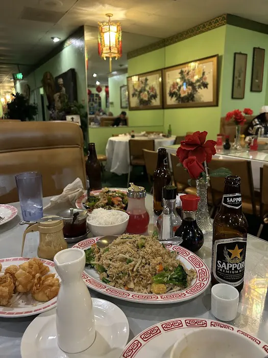 Mandarin Wok Restaurant 3