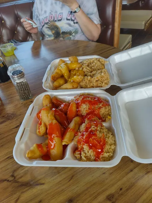 Wok D'Lite 2
