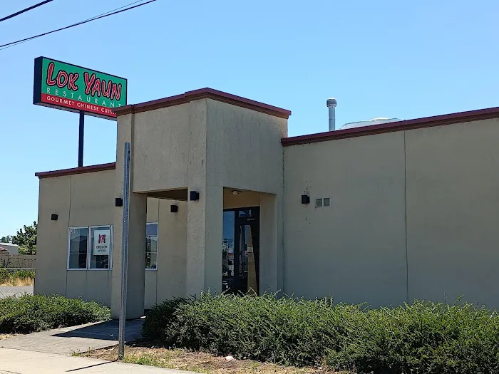 Lok Yaun Restaurant 3