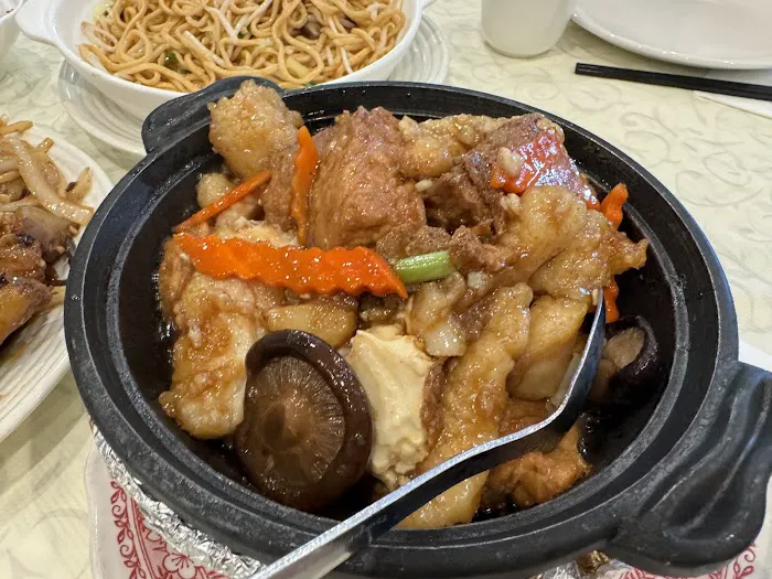 Hong Kong Restaurant 5