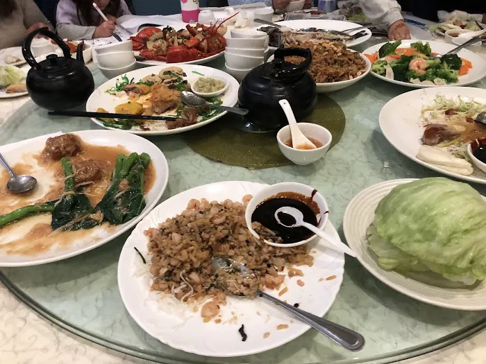 Hong Kong Restaurant 7