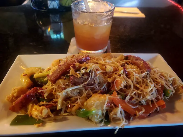 Yummy’s Restaurant 6