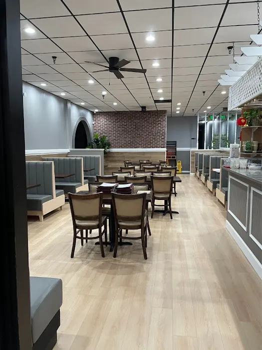 Lee's Hunan Chinese Restaurant 8