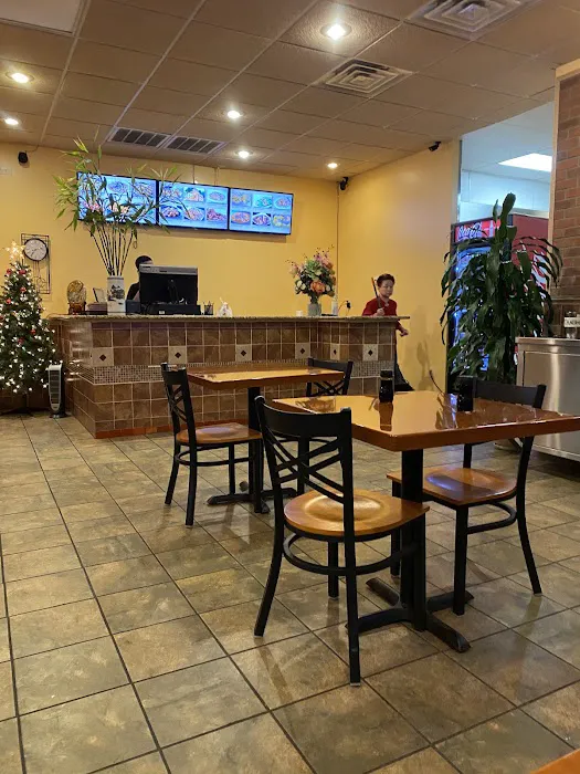 Lee's Asian Bistro 1