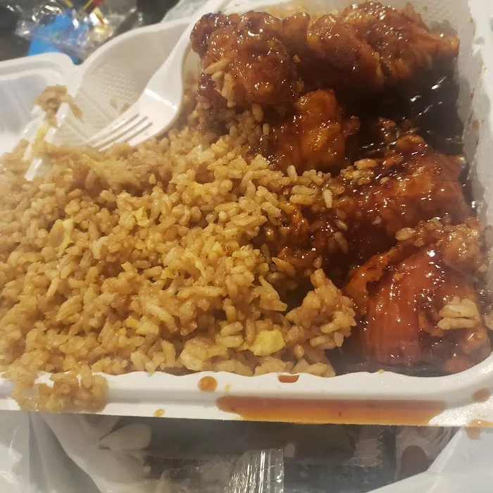 Lee's Asian Bistro 5