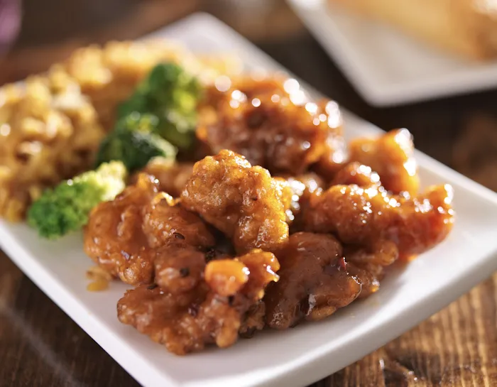 Lee's Asian Bistro 8