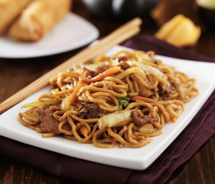 Lee's Asian Bistro 10