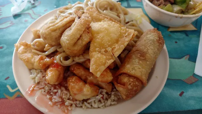 Mya's Chinese Restaurant 3