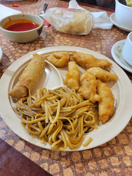Mya's Noodle House 8