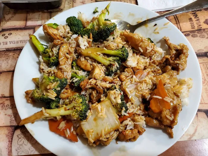 Main Moon Restaurant 7
