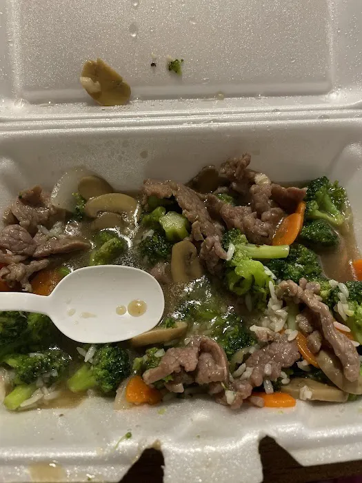 Fong's Asian Kitchen 4