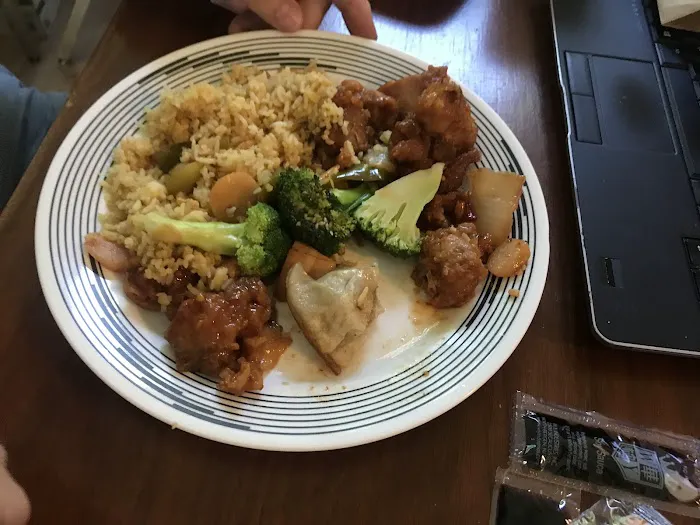 Dragon House Chinese Restaurant 8