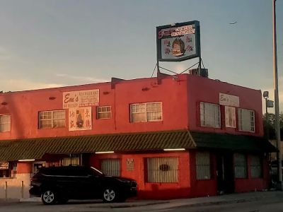 Em's Restaurant 0