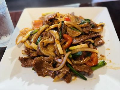 Lotus Chinese Kitchen 0