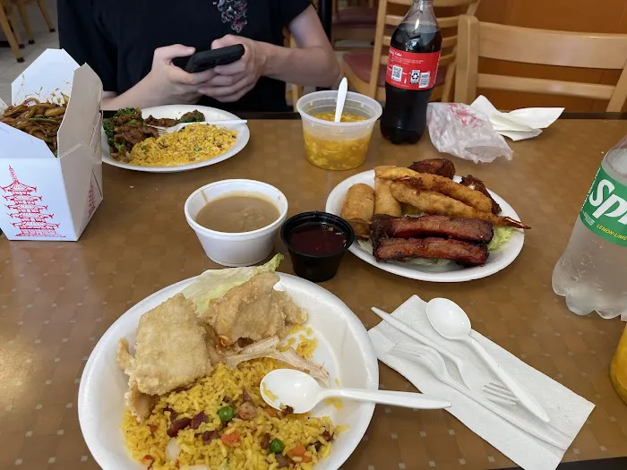 Golden Wok 3