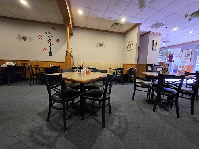 Imperial Garden & Grill 3