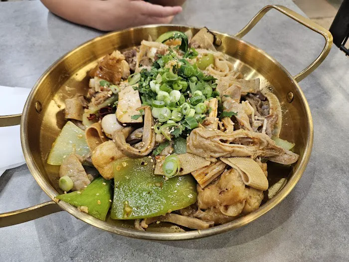 MALA DRY POT & MALATANG 鼎鼎香麻辣香锅麻辣烫 4
