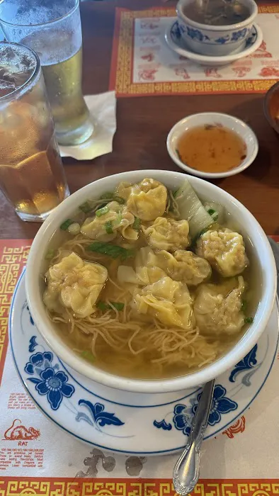 Shangri-La Chinese restaurant 5