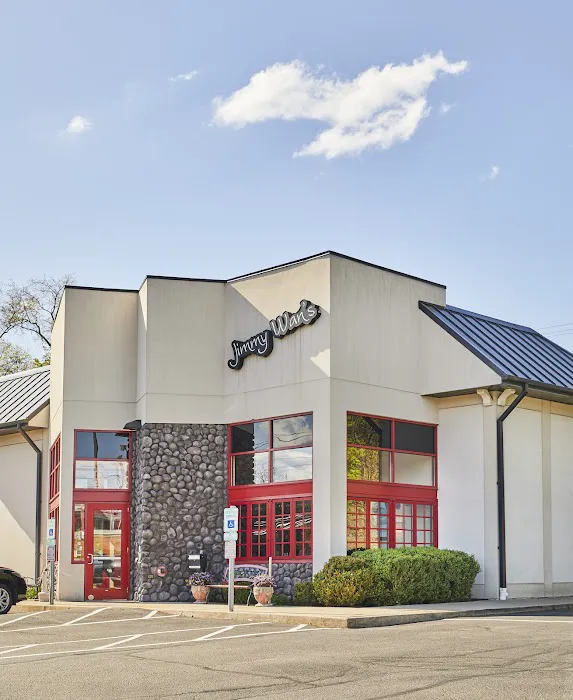 Jimmy Wan's Restaurant & Lounge 6