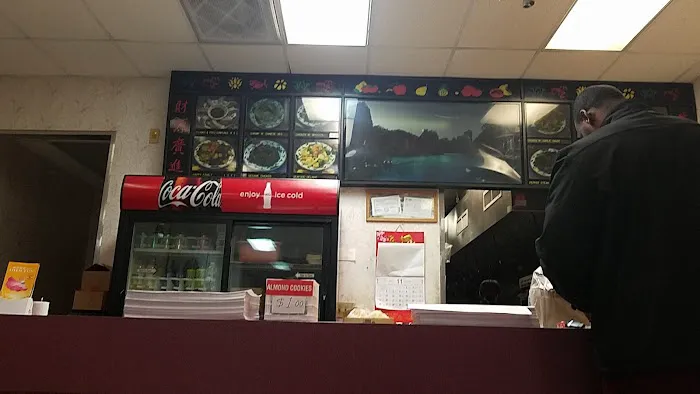 Ming Moon Chinese Restaurant 8