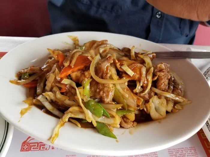 Lee's Hunan Chinese Restaurant 6