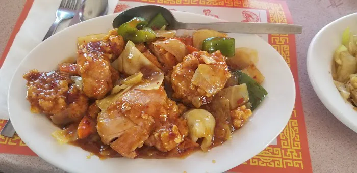Lee's Hunan Chinese Restaurant 4