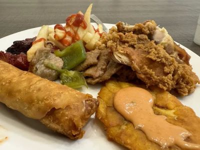 Pa' Los Chinos Restaurant Melao Plaza 0