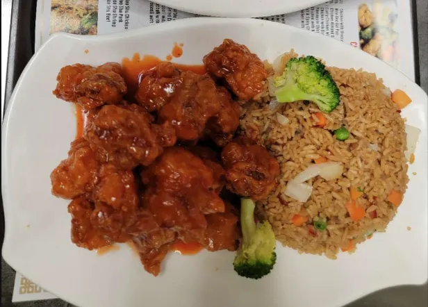Happy Wok 10