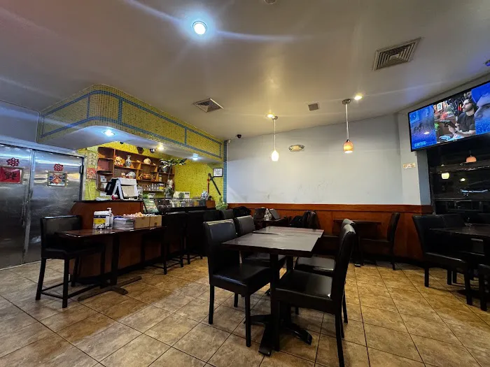 Tasty House Chinese / Hungry Crab Cajun Seafood 6