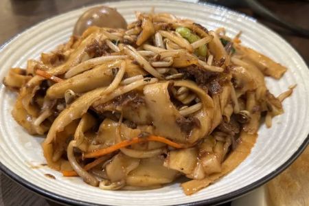 Kung Fu Little Steamed Buns Ramen