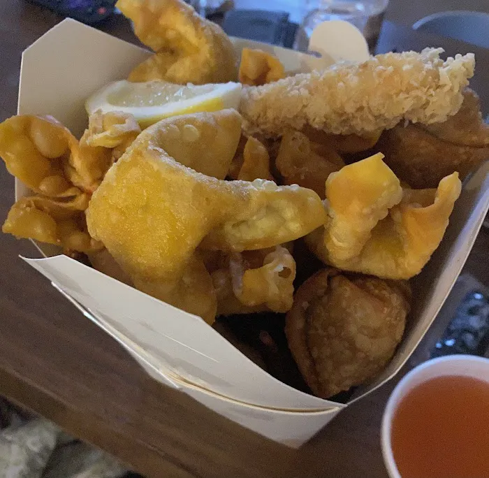 Deng's Garden Restaurant 6