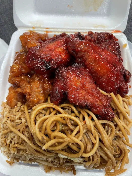 Wong's Wok Chinese Kitchen 8