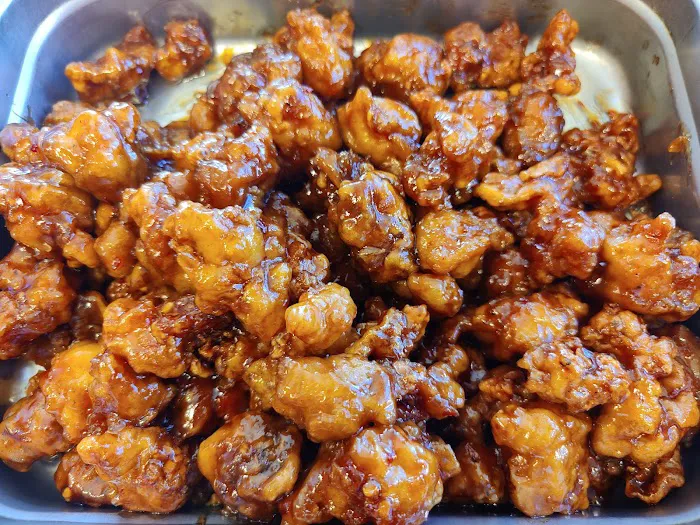 Wong's Wok Chinese Kitchen 10