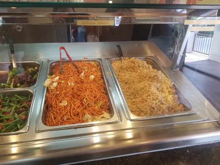Chin's Kitchen 10
