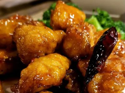 Shanghai Pine Gardens Restaurant 0