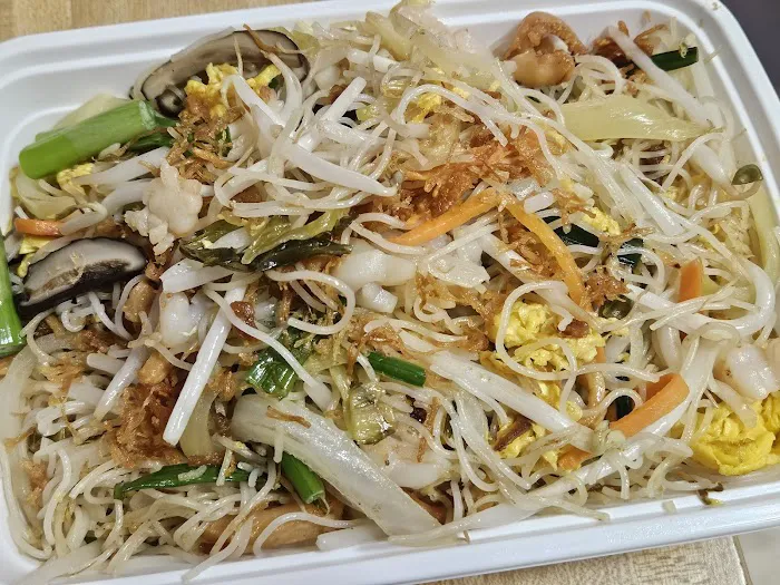 Lady Chow Kitchen 3