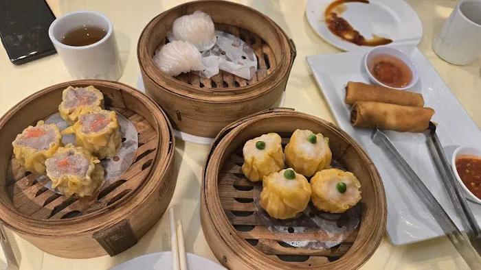 Lady Chow Kitchen 5