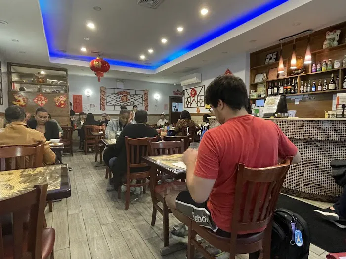 Main Noodle House 6