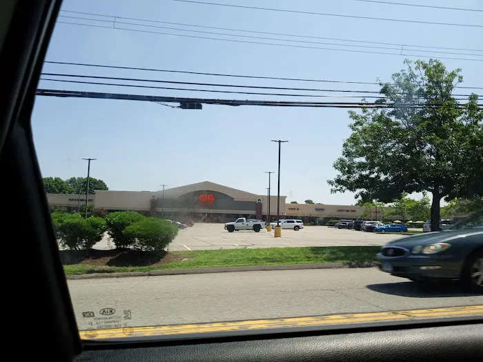 Lucky Inn Wok 8