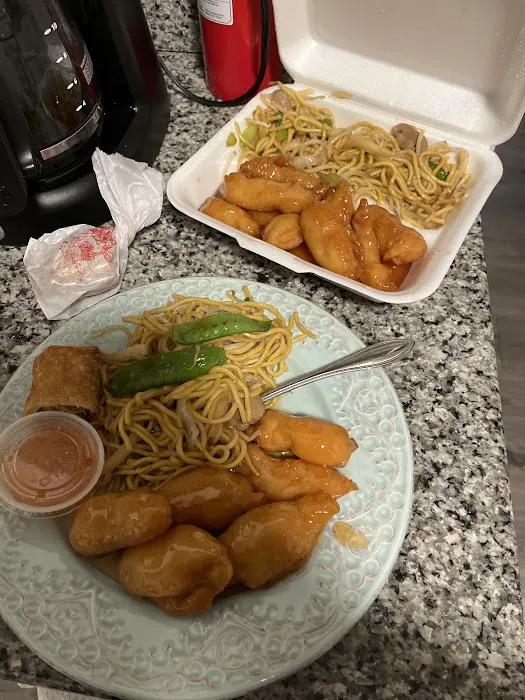 Chinese Kitchen Restaurant 9