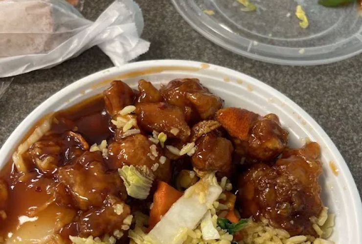 Empire Wok Chinese Restaurant 0