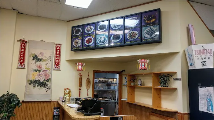 Golden Chopstix Restaurant 8
