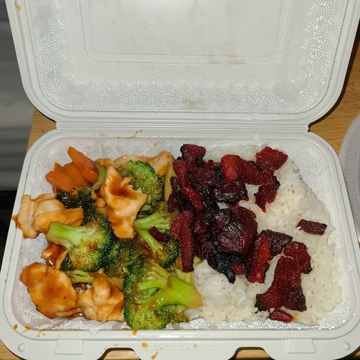 Pearl House Restaurant 10