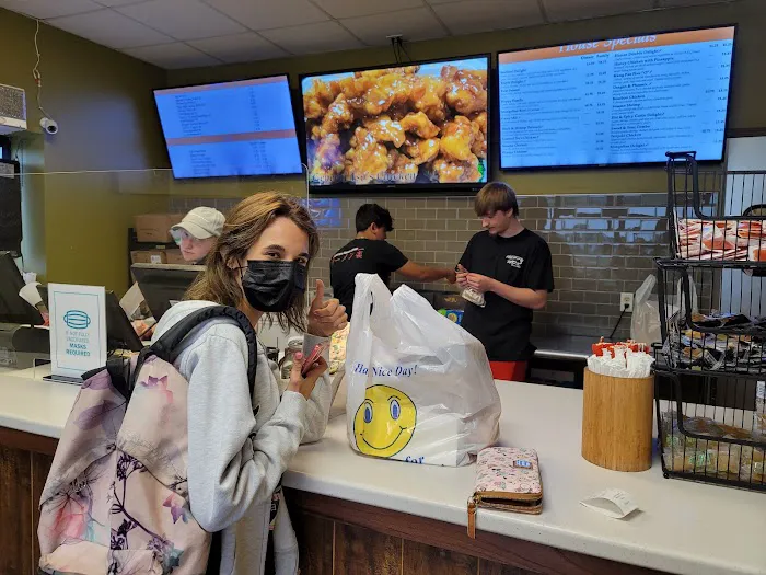 Happy Wok 3
