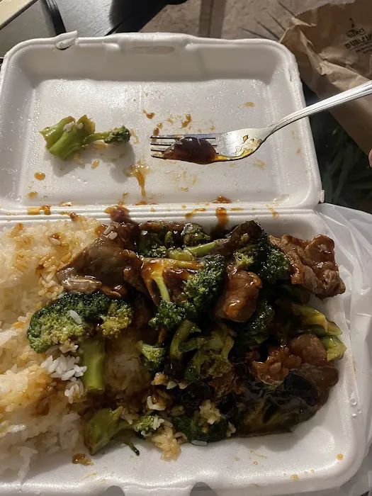 Moy Fong Restaurant 5