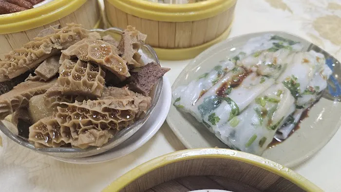 Golden Seafood Palace 4