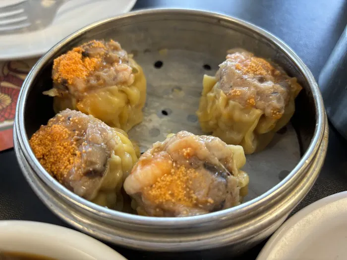 Mai Dragon / Mai Dim Sum 6