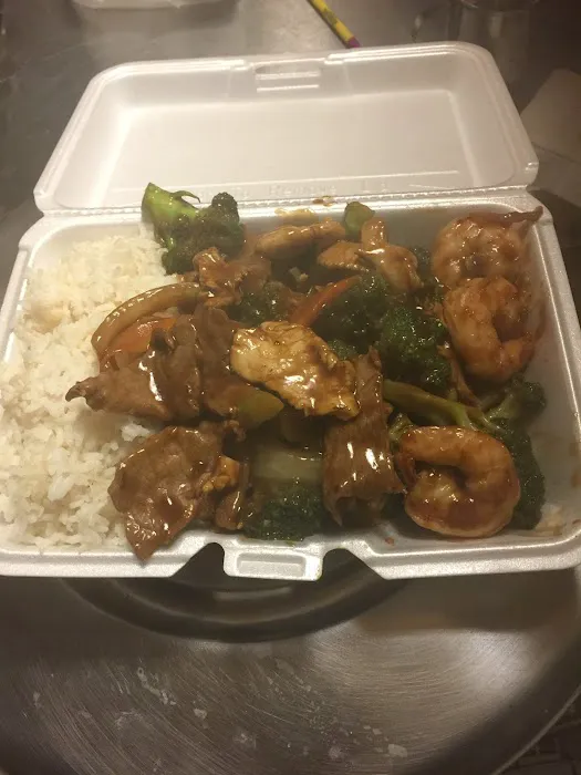 Man Cheng Chinese Food Carry Out 9